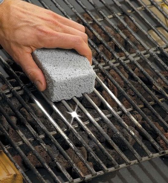 Learn how to clean your barbecue with the tips and guide in this comprehensive article