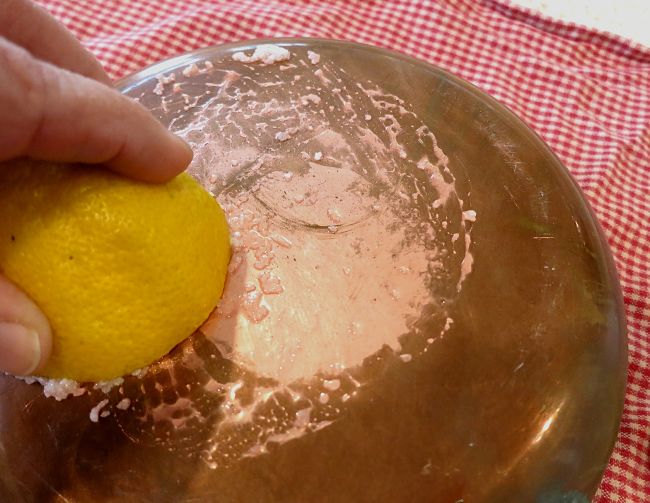 Lemon juice is and effective home remedy for cleaning copper