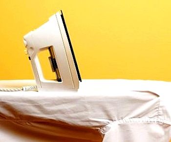 Homemade starch sprays make ironing a breeze without the chemical hazards of commercial sprays and damage to the environment.